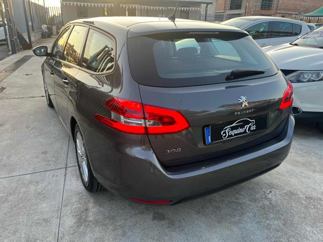 PEUGEOT 308 usata, con Alzacristalli elettrici