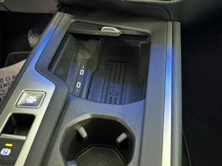 VOLKSWAGEN Passat Variant usata, con Regolazione elettrica sedili