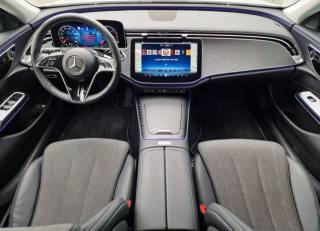 MERCEDES-BENZ E 220 usata, con Climatizzatore