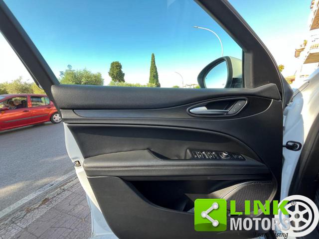 ALFA ROMEO Stelvio usata, con Park Distance Control