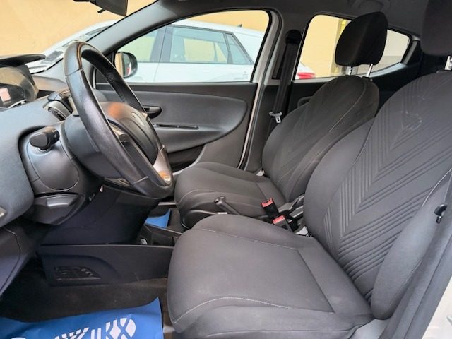 LANCIA Ypsilon usata, con Climatizzatore
