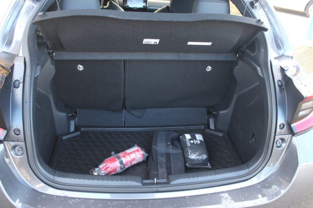 TOYOTA Yaris usata, con Servosterzo