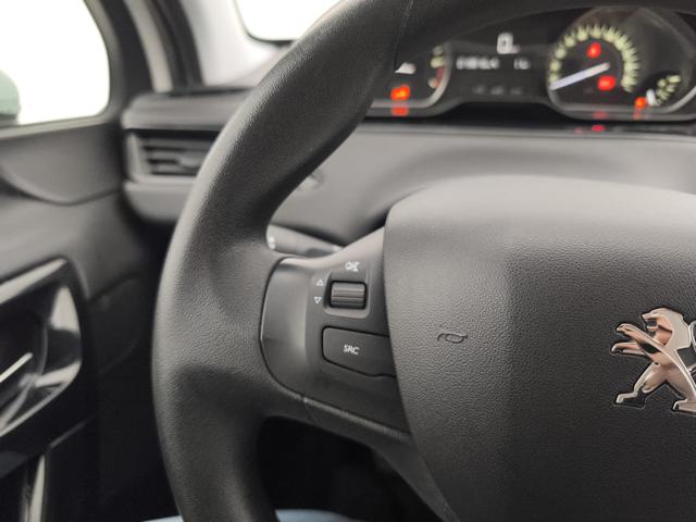 PEUGEOT 208 usata, con Touch screen