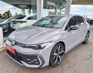 VOLKSWAGEN Golf usata, con Airbag laterali