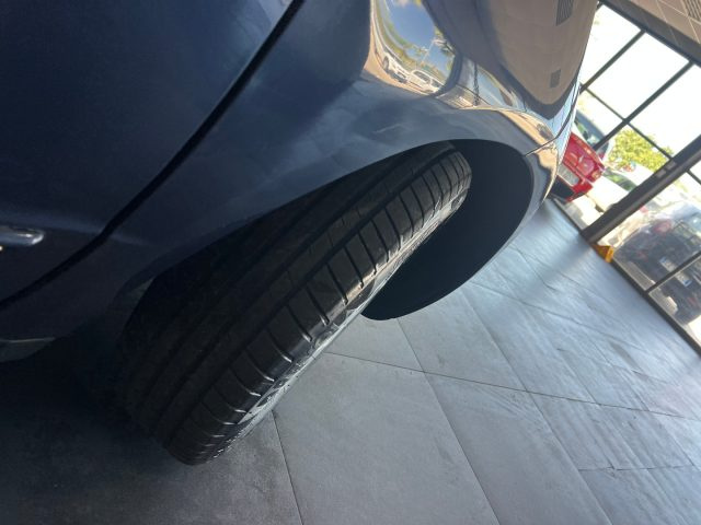MERCEDES-BENZ A 180 usata, con Fendinebbia