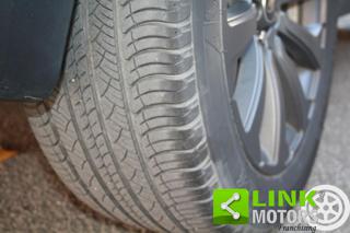 LAND ROVER Range Rover Velar usata, con Interni in pelle