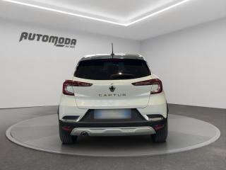 RENAULT Captur usata, con Autoradio