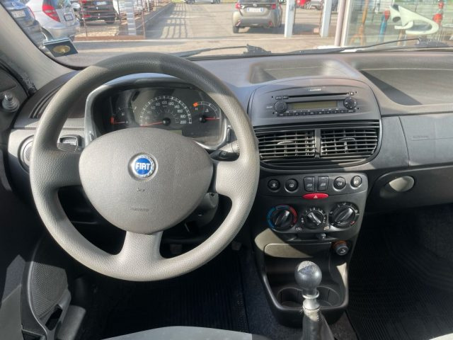 FIAT Punto usata 11
