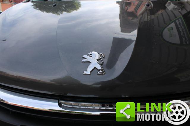 PEUGEOT 208 usata, con Autoradio