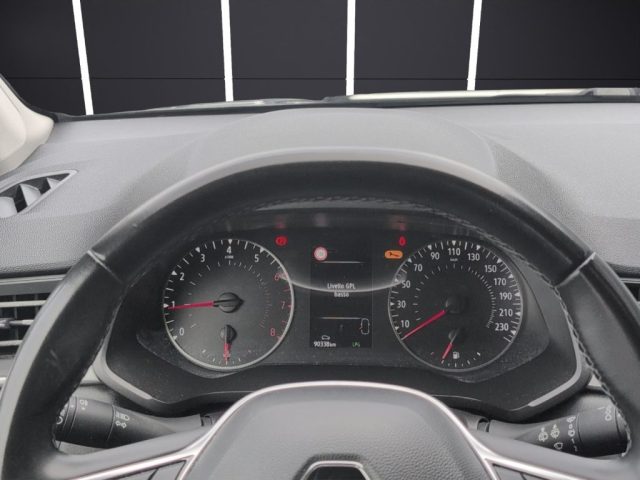 RENAULT Captur usata, con Fari LED