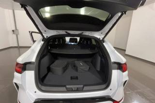 BYD Seal usata, con Frenata d