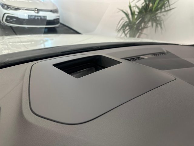VOLKSWAGEN Golf usata, con Controllo trazione