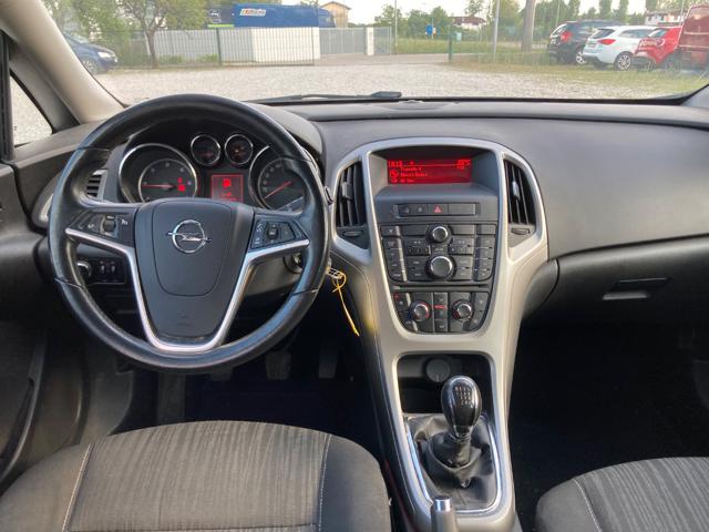 OPEL Astra usata, con Controllo trazione