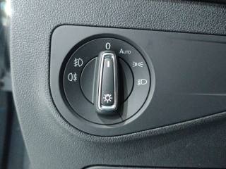 VOLKSWAGEN Tiguan usata, con Bracciolo