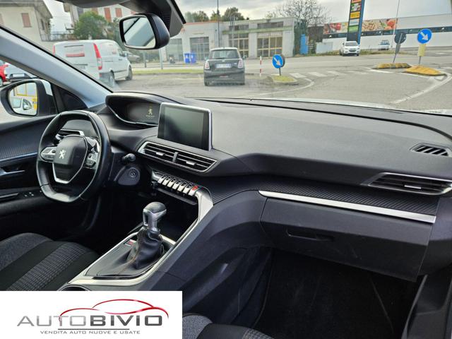 PEUGEOT 3008 usata, con Volante multifunzione