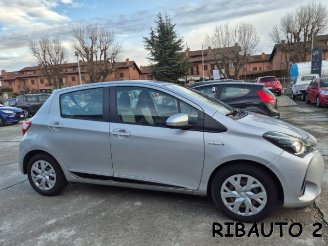 TOYOTA Yaris usata, con Fendinebbia