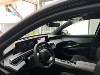 PEUGEOT 3008 usata, con Telecamera per parcheggio assistito