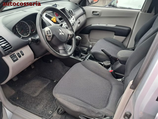 MITSUBISHI L200 usata, con Alzacristalli elettrici