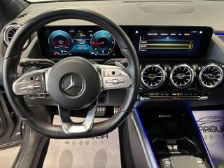 MERCEDES-BENZ GLA 180 usata, con Park Distance Control