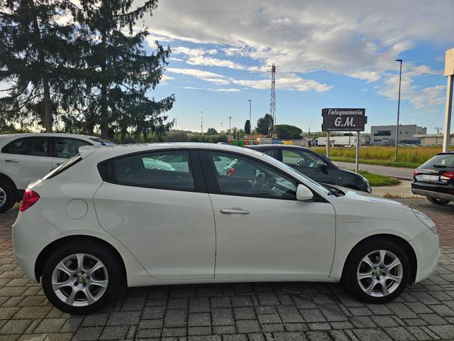 ALFA ROMEO Giulietta usata, con Autoradio