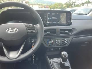 HYUNDAI i10 usata, con Sistema di navigazione