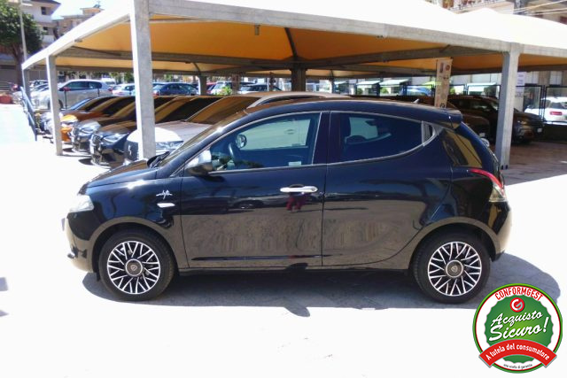LANCIA Ypsilon usata, con Alzacristalli elettrici