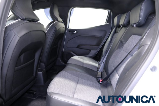 RENAULT Clio usata, con Sistema di chiamata d