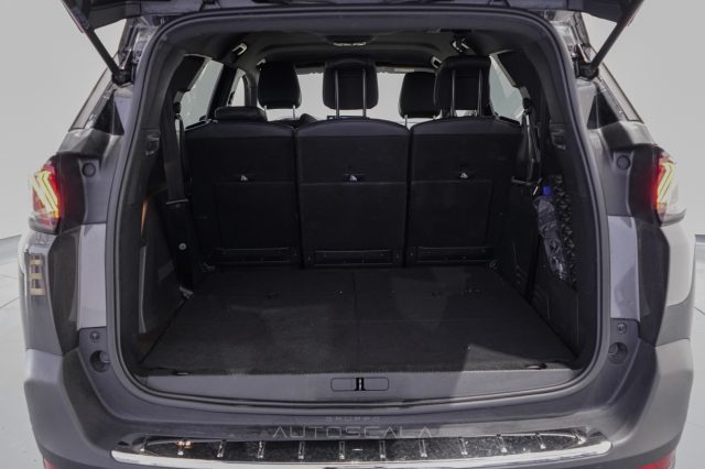 PEUGEOT 5008 usata 46