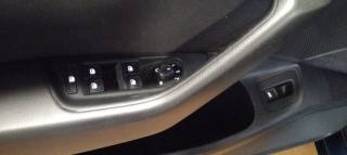 VOLKSWAGEN Passat Variant usata, con Autoradio digitale