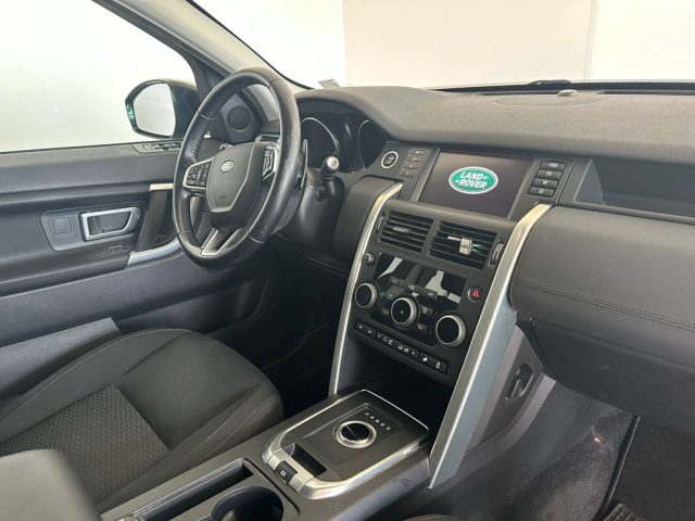 LAND ROVER Discovery Sport usata, con Autoradio