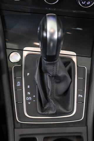 VOLKSWAGEN Golf usata, con Sensore di luce