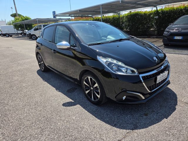 PEUGEOT 208 usata, con Airbag