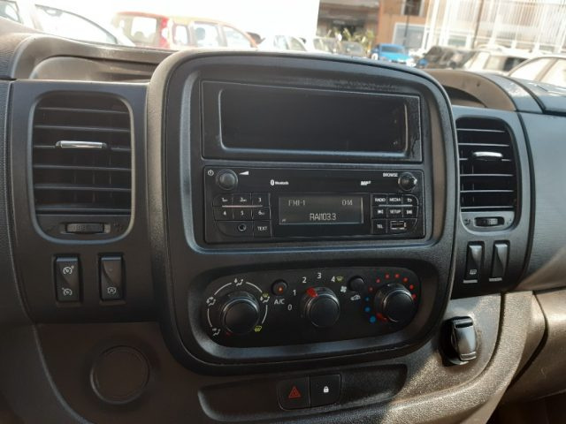 OPEL Vivaro usata, con Climatizzatore