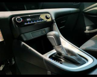 TOYOTA Yaris usata, con Volante in pelle