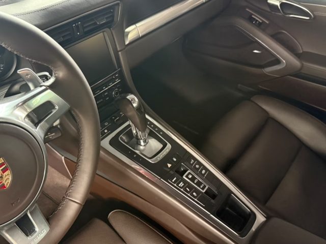PORSCHE 911 usata, con Interni in pelle