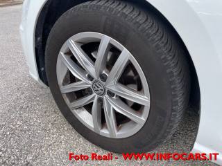 VOLKSWAGEN Golf Variant usata, con Autoradio digitale