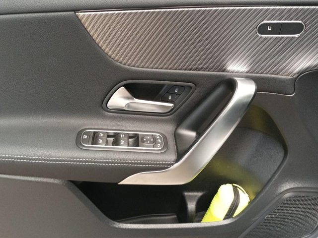 MERCEDES-BENZ A 180 usata, con Sistema di navigazione