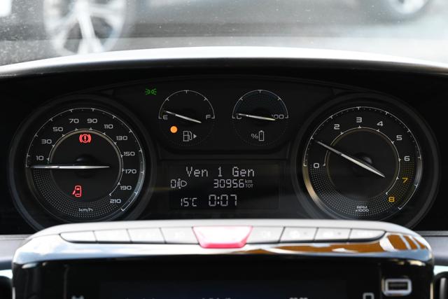 LANCIA Ypsilon usata, con Sedile posteriore sdoppiato