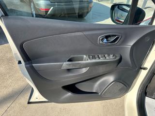 RENAULT Captur usata, con Servosterzo