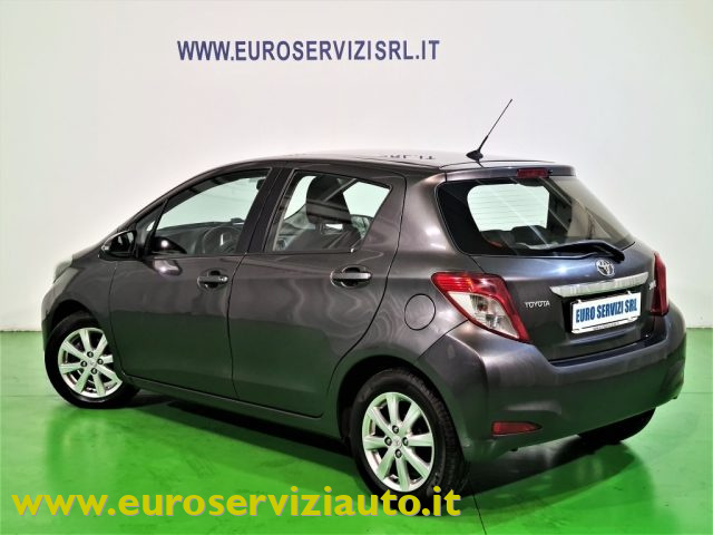 TOYOTA Yaris usata, con Airbag laterali