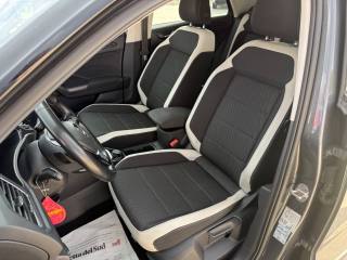 VOLKSWAGEN T-Roc usata, con Specchietti laterali elettrici