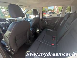 PEUGEOT 2008 usata, con Sensore di luce
