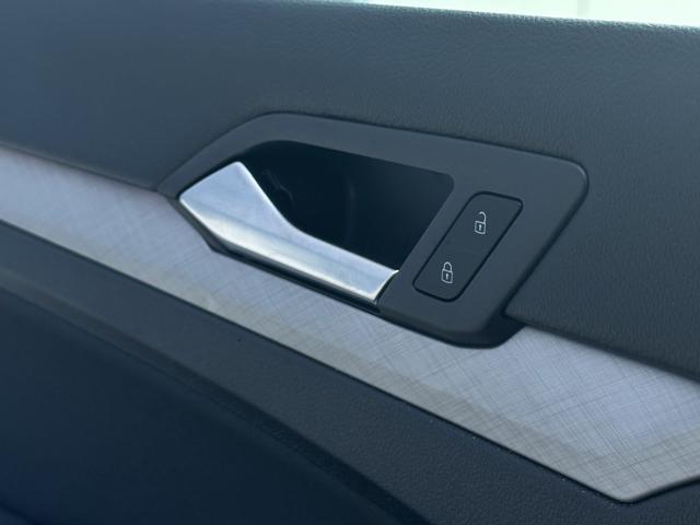 VOLKSWAGEN Golf usata, con Bluetooth
