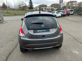 LANCIA Ypsilon usata, con Autoradio