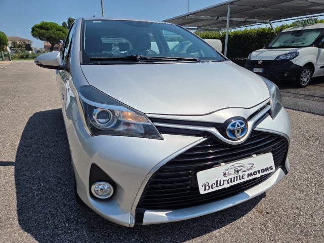TOYOTA Yaris usata, con Airbag