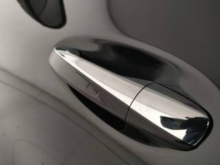 MERCEDES-BENZ GLA 200 usata, con Portellone posteriore elettrico