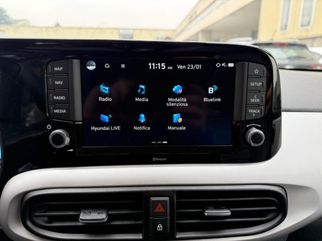 HYUNDAI i10 usata, con Autoradio digitale