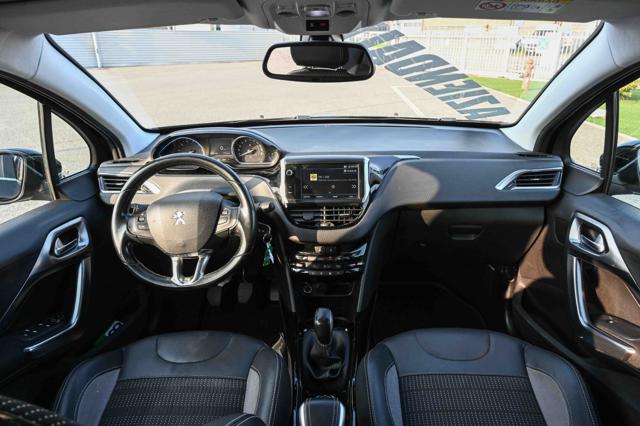 PEUGEOT 2008 usata, con Controllo automatico clima