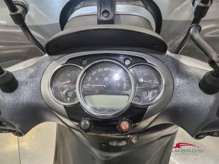PIAGGIO Beverly 500 usata 8
