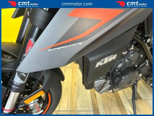 KTM 1290 Super Duke R usata 11